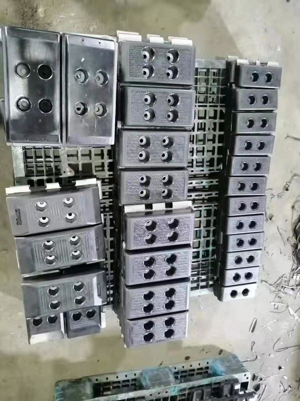 450 mm/600 mm Bolt-on rubber pads voor PC30 PC40 PC45 PC60 PC75 Excavator rubber track schoenpads