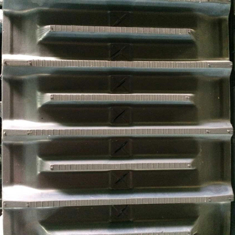 450 mm/600 mm Bolt-on rubber pads voor PC30 PC40 PC45 PC60 PC75 Excavator rubber track schoenpads