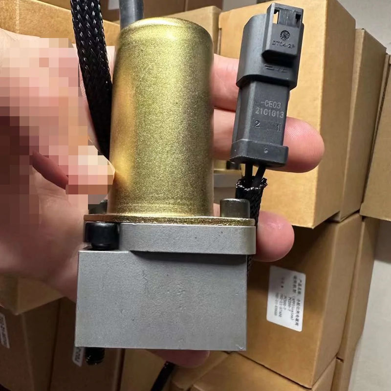 065726 Hydraulische onderdelen van graafmachines Pilotventiel Hydraulische pomp Solenoïdeventiel Voor PC200-7