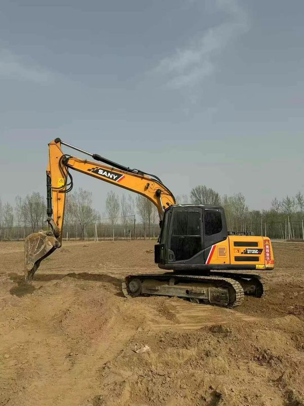 Gebruikte SANY SY135 13,5 ton graafmachine voor de bouw Mijnbouw Aandrijving