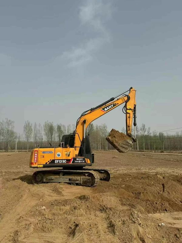 Gebruikte SANY SY135 13,5 ton graafmachine voor de bouw Mijnbouw Aandrijving