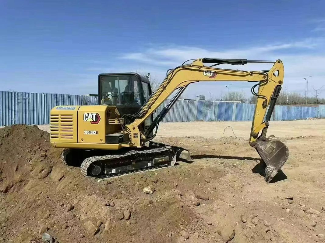Gebruikte CAT 305 mini graafmachine laag aantal uren geverifieerd 1 jaar garantie CE gecertificeerd betrouwbaar