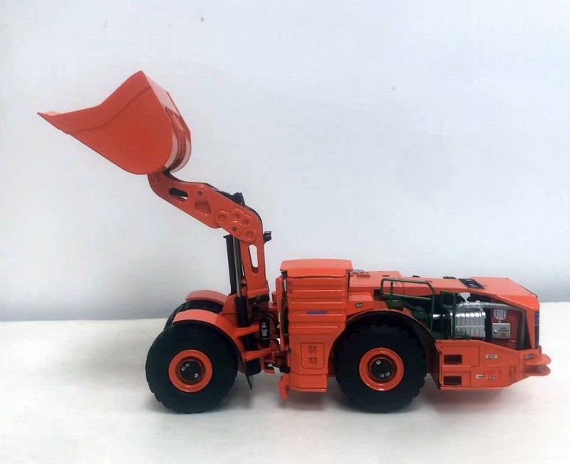 Komatsu WX220H 1:50 Hybride ondergrondse laadmachine legering die-cast mijnbouwvoertuig beperkt verzamelbare