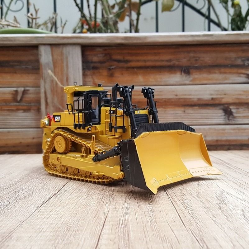 DM 1/50 D10T2 Bulldozer voor spoorwegvoertuigen