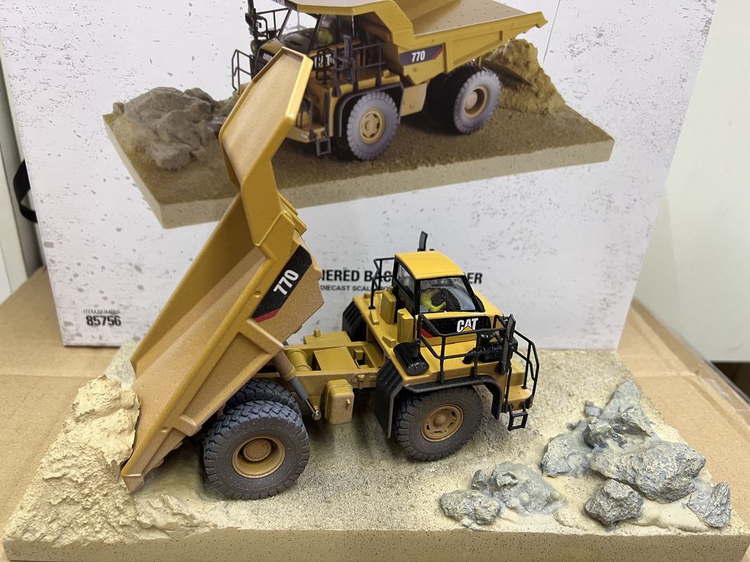 DM 1/50 Scale Heavy Duty Off-Highway Dump Truck Muddy Speciale editie Diecast Model 85756