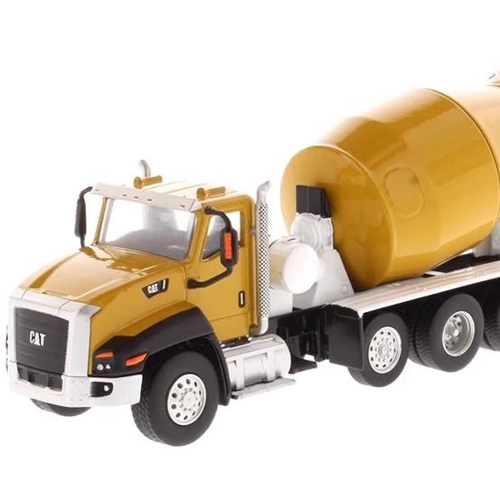 CT660 Betonmixer Vrachtwagen 1:64 Schaal Die-cast Techniekvoertuig DM Model 85632