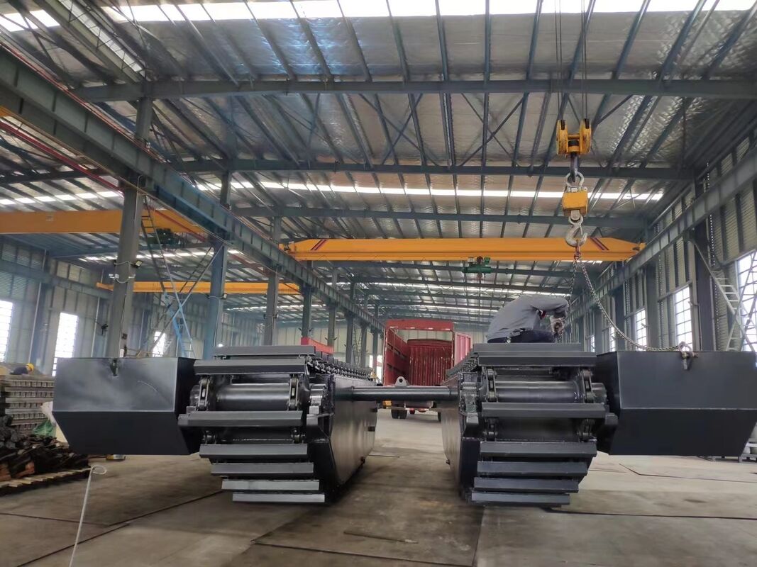 Gepersonaliseerde graafmachine Pontoon Amfibische onderstel Float Tank voor nat land Water werk apparatuur Leverancier