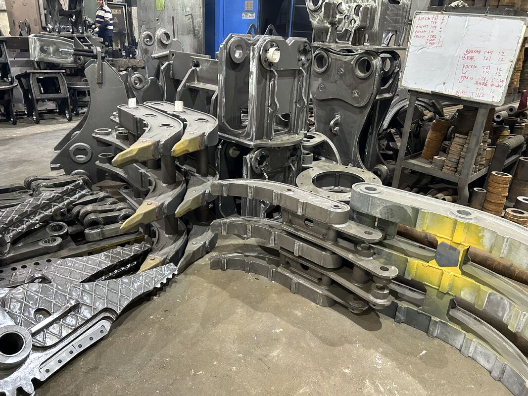 Fabriek maatwerk zware graafmachine Hydraulische schrootmetalen scheer oude auto schip scheer scherp lemmet 360° rotatie staalstaafbuizen scheer