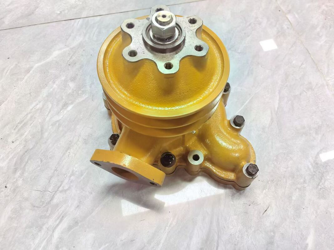 Komatsu 4D130 motor Langdurige 6114-61-1100 waterpomp Voor Komatsu bouwmachines Motoronderdelen
