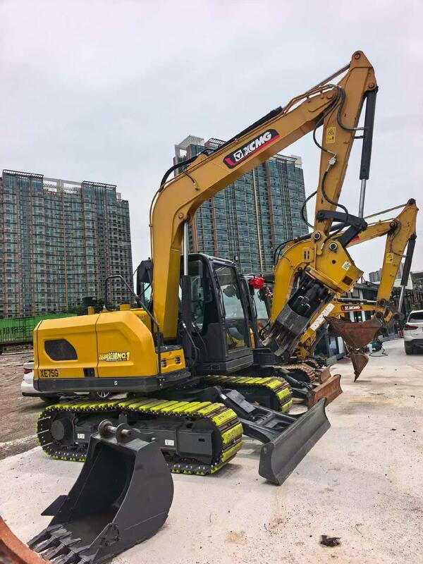 98% Nieuwe XCMG XE75G graafmachine met rubber pad spoor schoen met hydraulische scheer