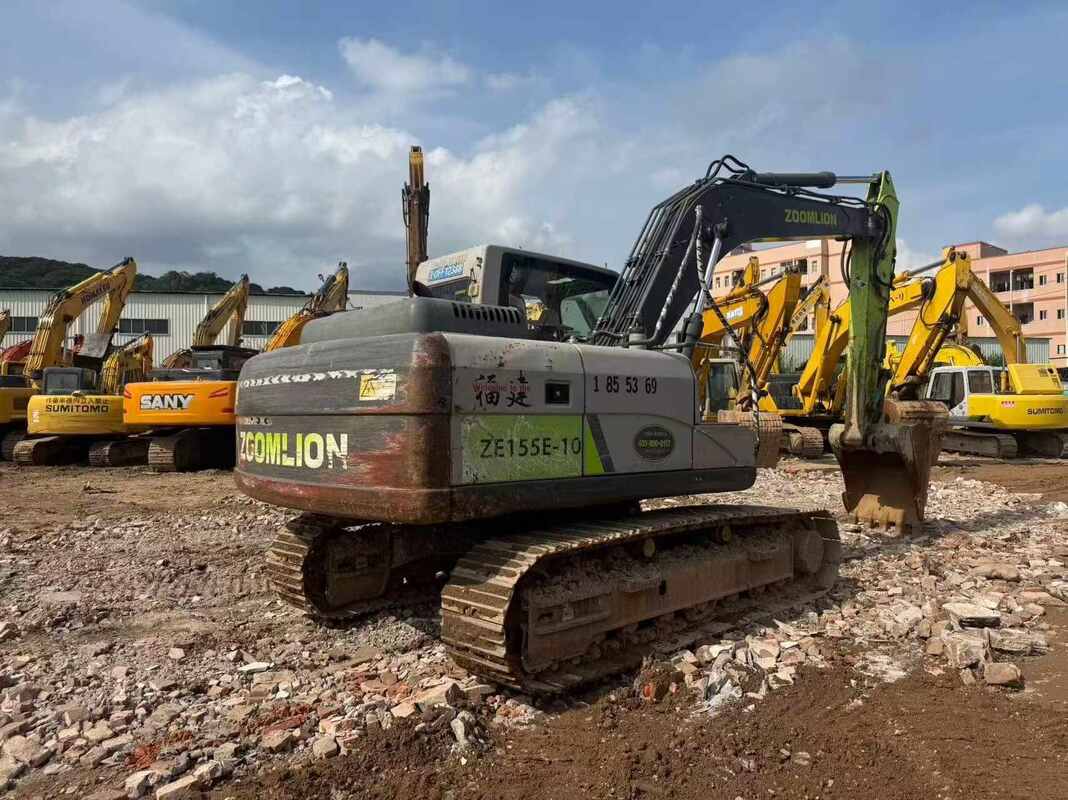 Gebruikte rupsgraafmachine van 13 ton Zoomlion ZE135G/E-10‌ 2020 jaar machine te koop